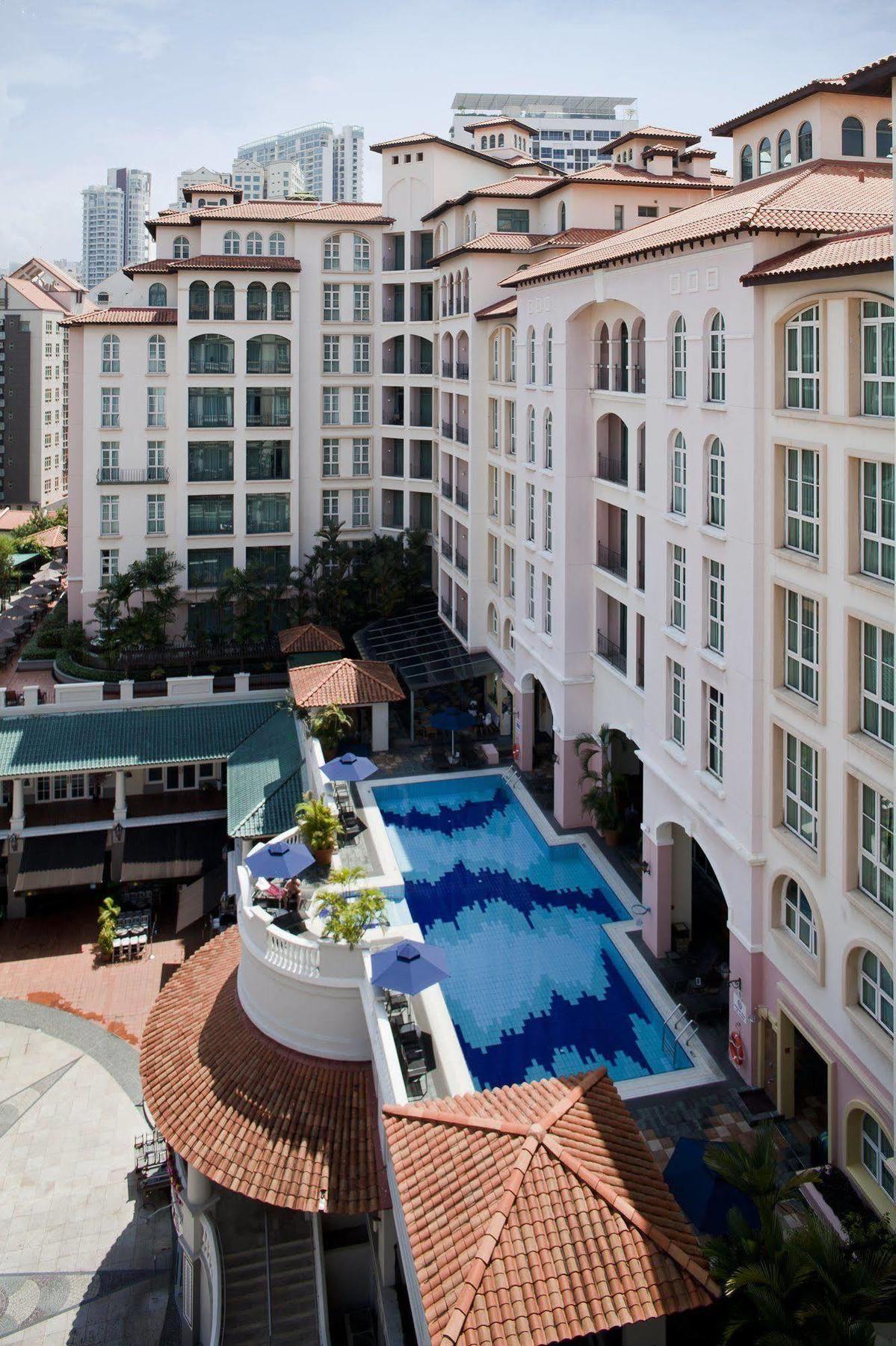 フレイザー プレイス ロバートソン ウォーク ホテル シンガポール エクステリア 写真 The swimming pool at the hotel